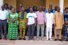 Photo-de-famille-des-participants-au-terme-des-travaux-scaled